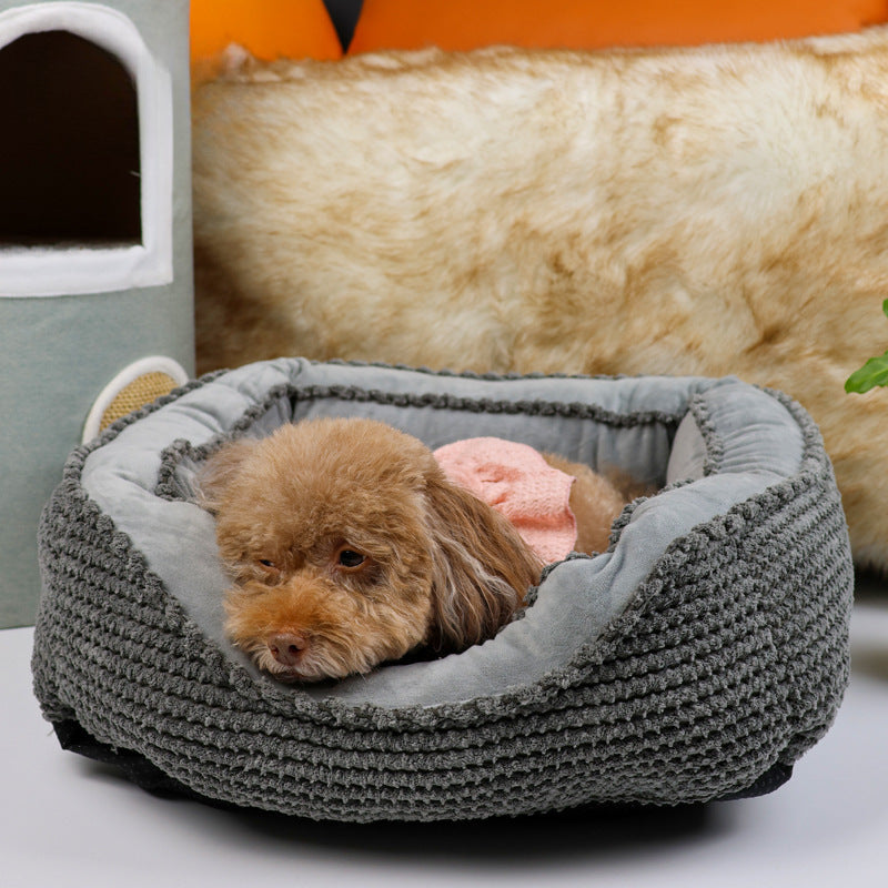 Calming Plush Dog Crate Bed – Faux Fur, Anti-Anxiety Crate Mat for Medium Dogs