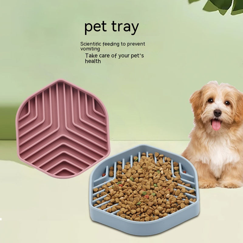 Gentle Slow-Feed Licking Pad to Keep Pets Safe and Happy
